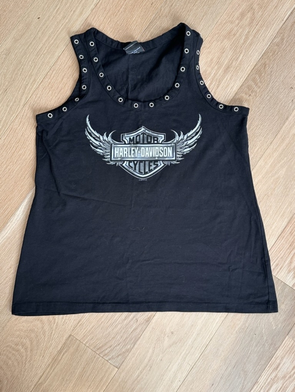Harley-Davidson Winged Logo Tank. Black Grommet Trim Edgy Biker Top. - Picture 3 of 4